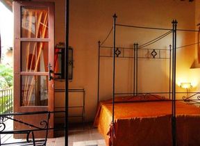 Hotel El Beaterio Guest House Room Hotel El Beaterio Guest House Room